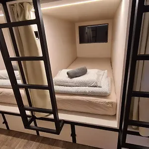  Albergue Cabin Hostel